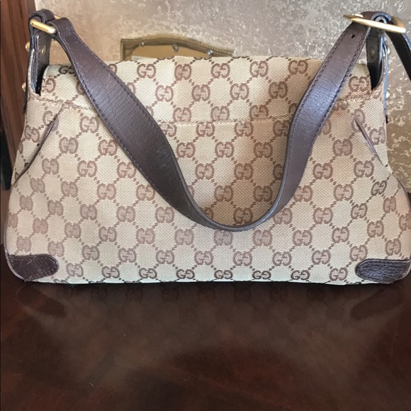 Purse (Gucci) - Picture 2 of 4